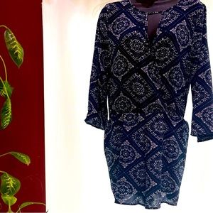 SYDNEY ROSE Navy and White Aztec Floral Long Sleeve Romper Size Large